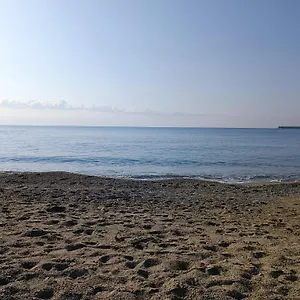 Il Viaggiante Mare 350 M - Quadrilocale - Centro Commerciale - Universita -porto Costa Crociere E Corsica Ferries Savona